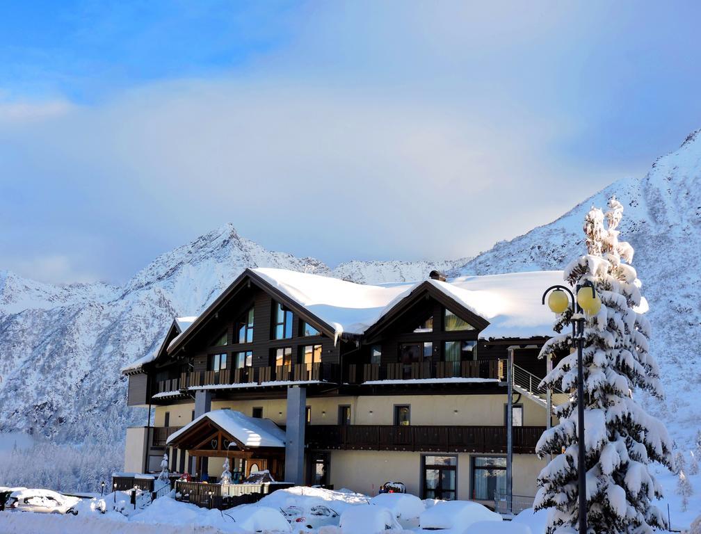 Hotel Adamello Passo del Tonale Exterior photo